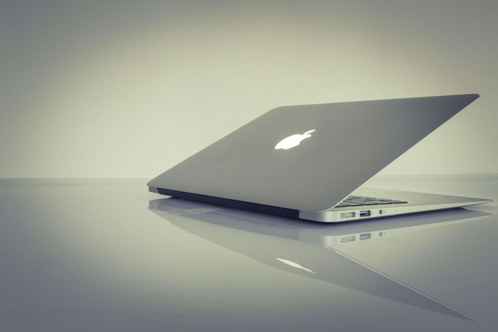 Florida professional electronics recycling and ITAD services for businesses